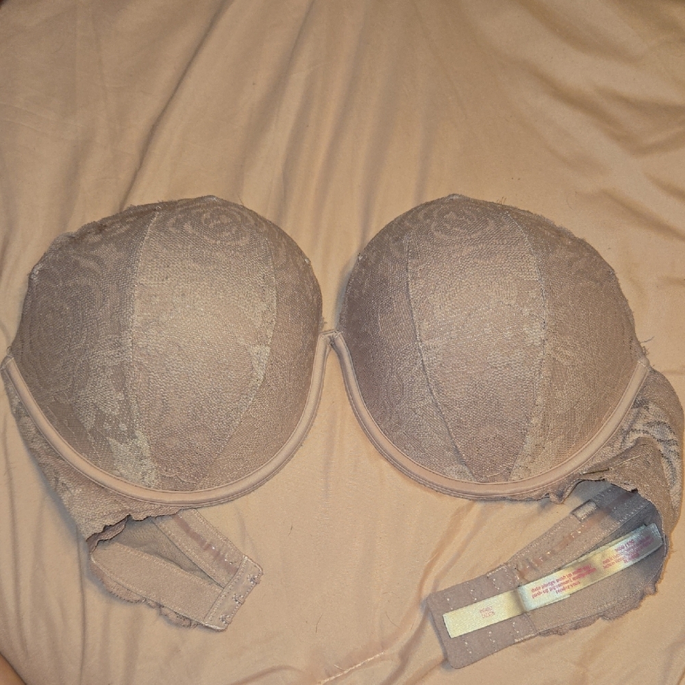 Victoria's Secret DATE PLUNGE PUSH-UP MUTI WAY